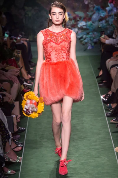 Look 6